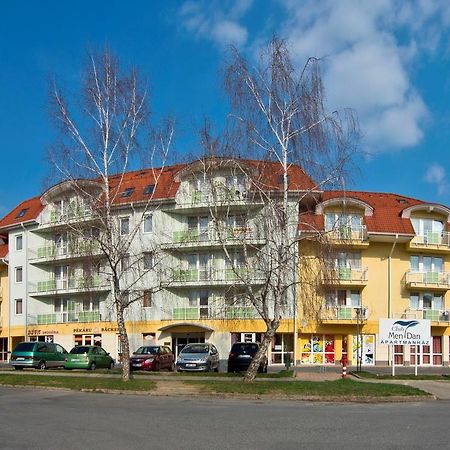 Club Mendan Aparthotel Zalakaros Exterior photo